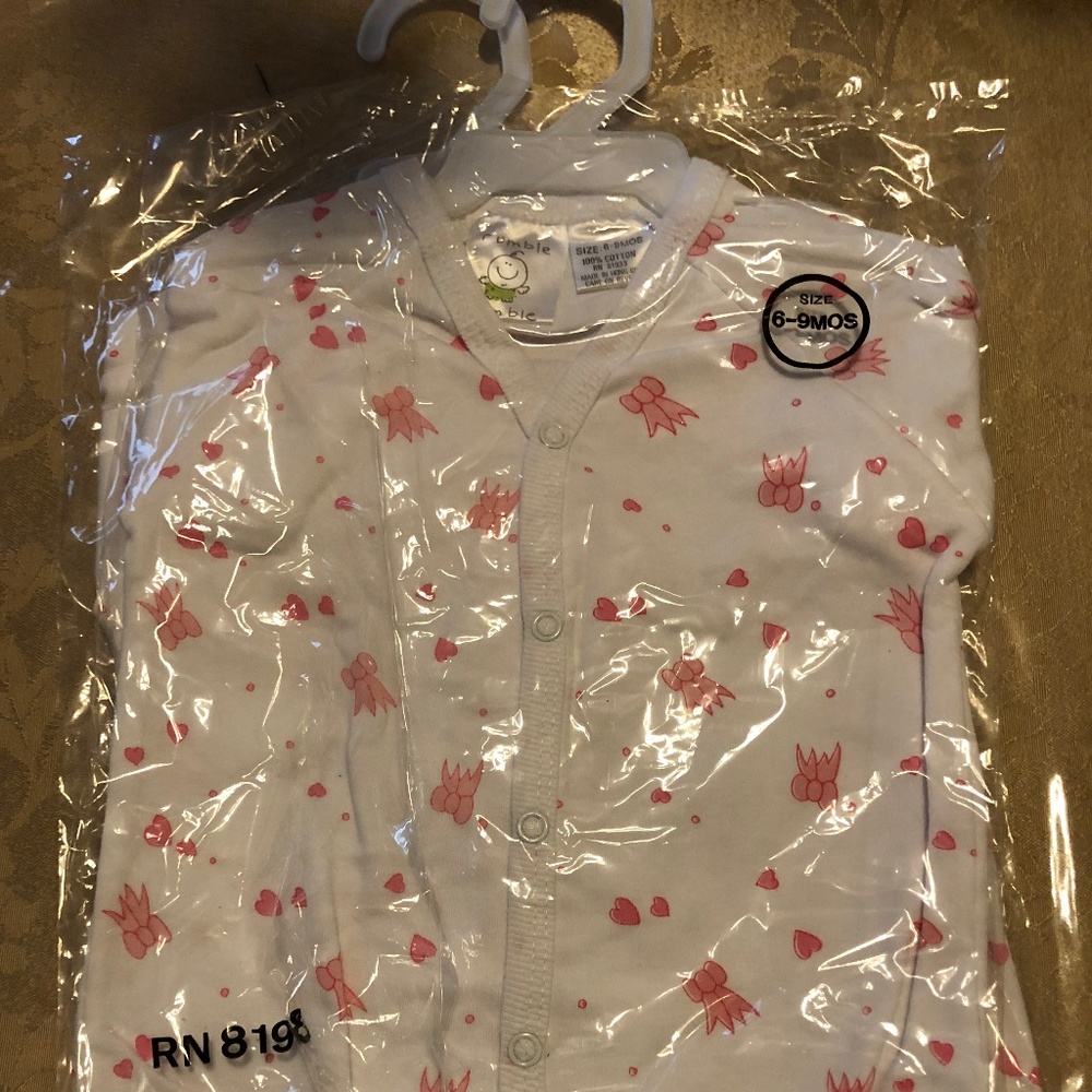 Babies Oneies size 3 - 6 New by Rumble Tumble